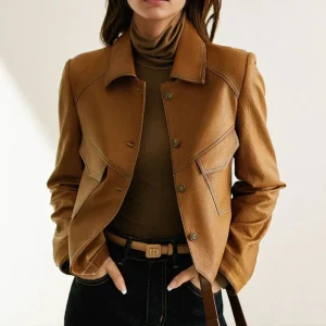 Chaqueta de Cuero Sintético para Mujer con Talle Ajustado y Textura Mate
