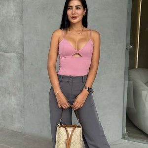 Body Triángulo Rosa